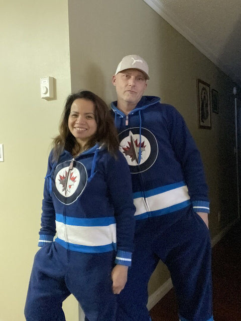 Hazel C. in the Grenouillère LNH des Jets de Winnipeg