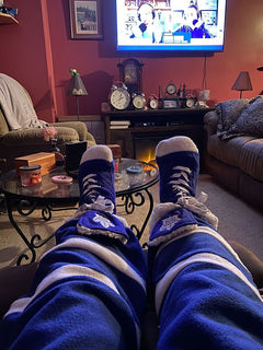 Can you tie my skates?